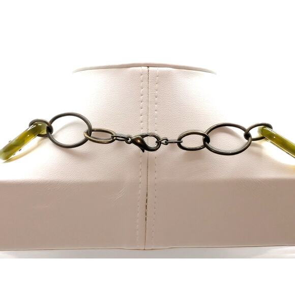 Variegated Camo Green Lucite Multi Shape Antique Bronze Link Chain 26" Necklace - Picture 9 of 9